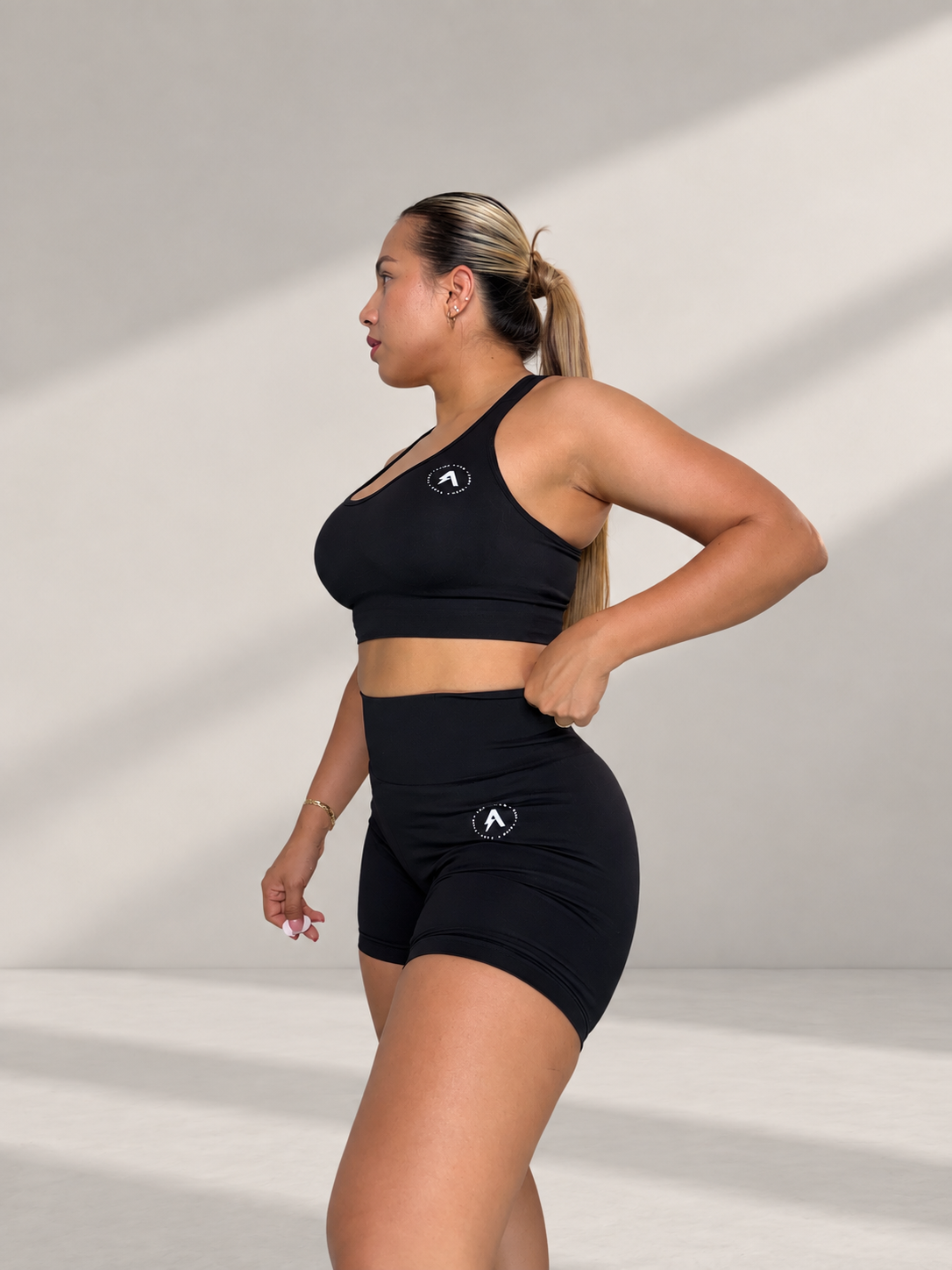 Sculpting Seamless Set- Onyx Black